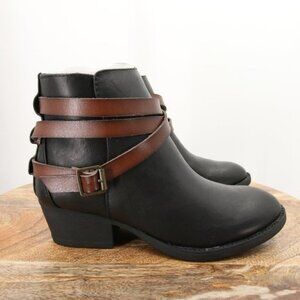 Groove Boots Black Brown Ankle Booties Strappy Round Toe Buckle Faux Leather 7
